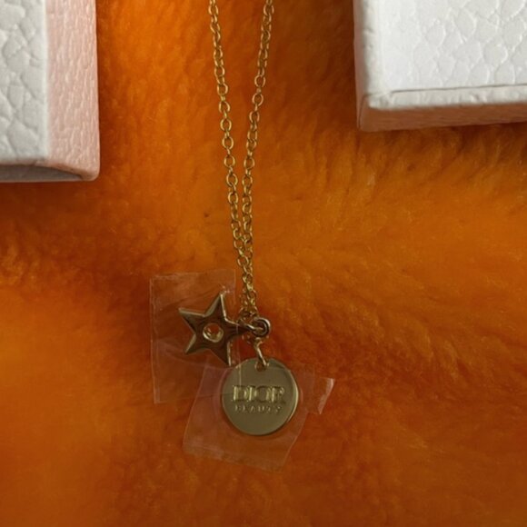 Dior Beauty Gold Chain Star Necklace - *Upcycled/Reworked* - Picture 2 of 2